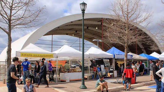 Texas Farmers' Market at Mueller outside